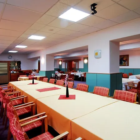 Kamu Garni Hotel Vsetín