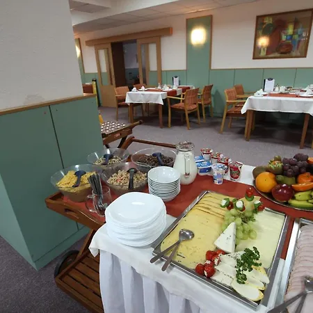 Kamu Garni Hotel 3*