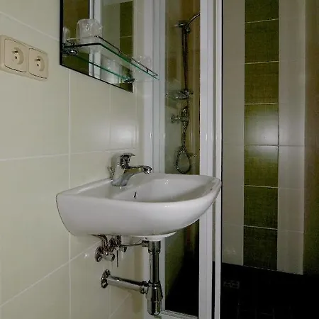 Kamu Garni Hotel