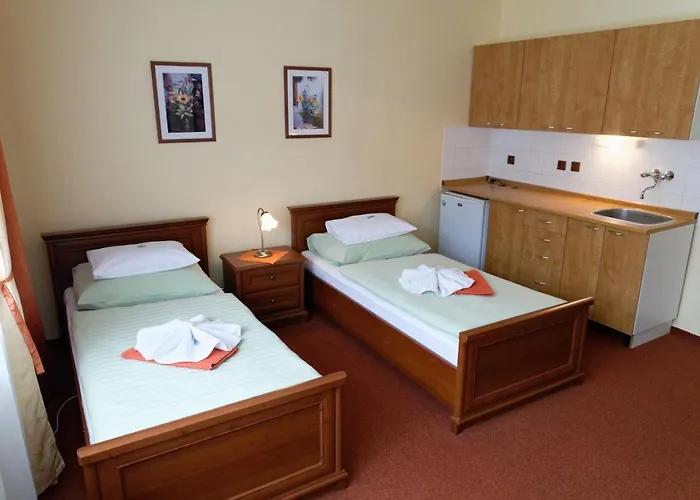 Hotel Kamu Garni