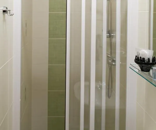 Hotel Kamu Garni 3*