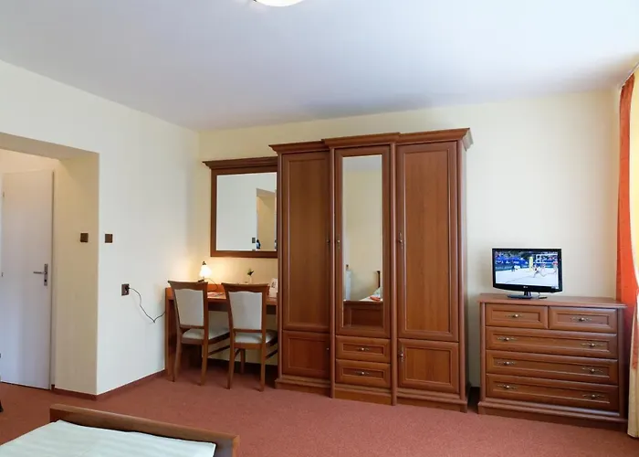 Hotel Kamu Garni 3*